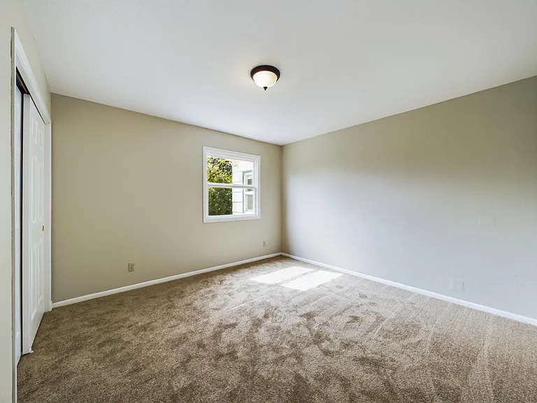 1205 Lincoln Ave — Photo 6