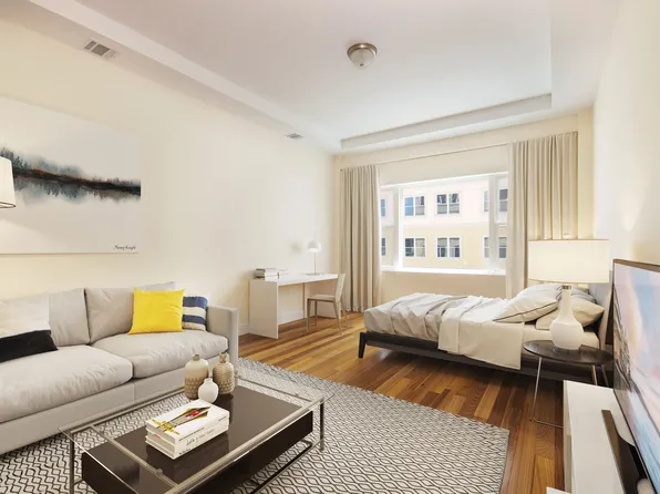 1024 Gates Avenue image 1 of 19