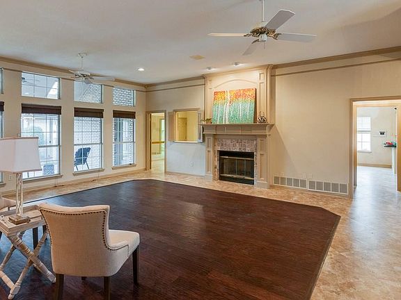 5th image of 6308 Meadow Lakes Dr