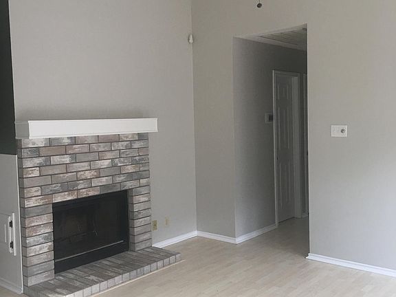 3rd image of 12223 Netherwood Ln