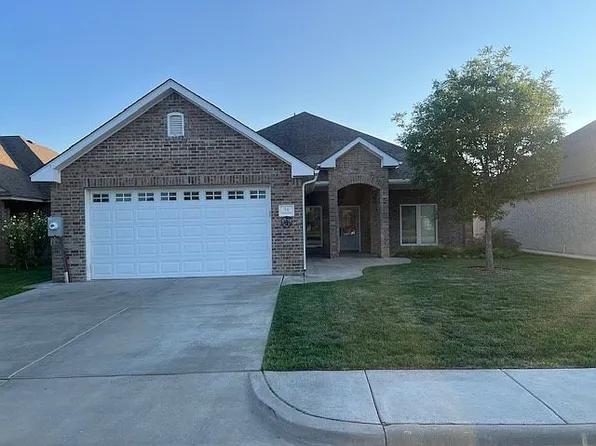 14 Hinders Dr, Canyon, TX 79015