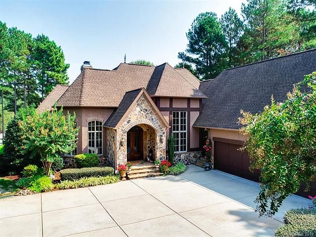 1st image of 9210 Fair Oak Dr