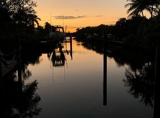 2165 Island Dr, Vero Beach, FL 32963