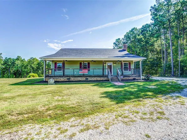 7564 Wateree Rd, Great Falls, SC 29055