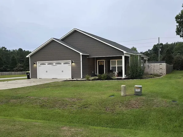 101 Jones Farm Rd, New Bern, NC 28560