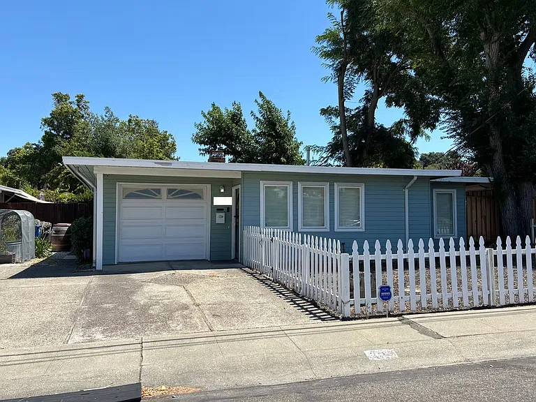 San Ramon Rd — Photo 14