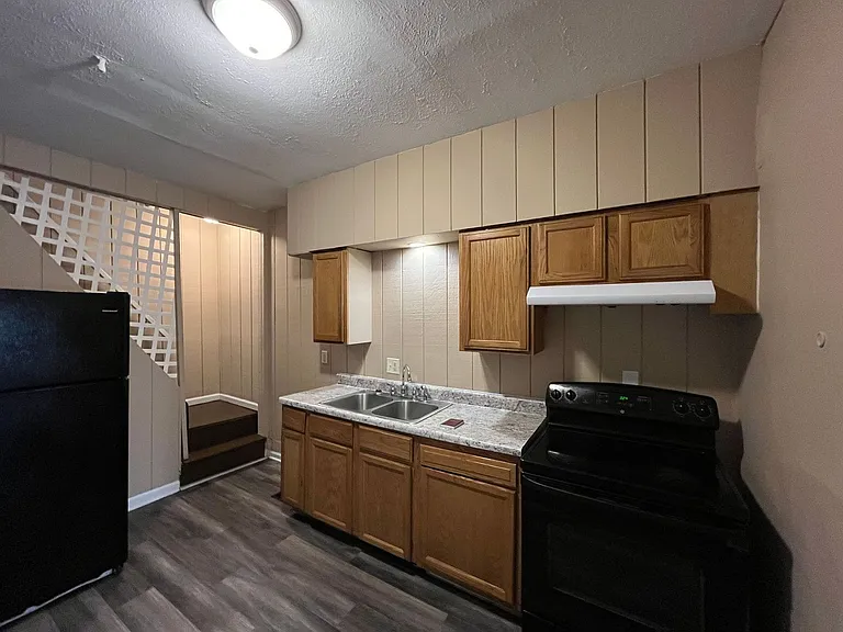 722 East Ave — Photo 9