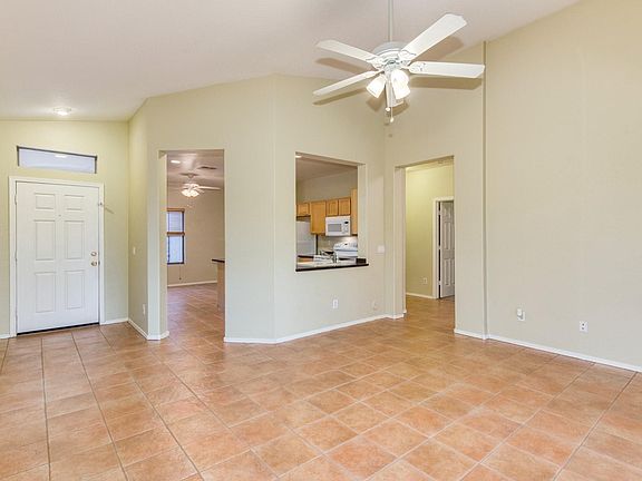 4th image of 3557 W Warren Ln