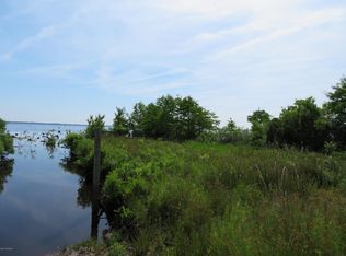 10-10 New Lake Rd, Belhaven, NC 27810