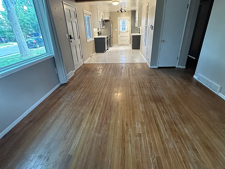 1305 S Benton St — Photo 6
