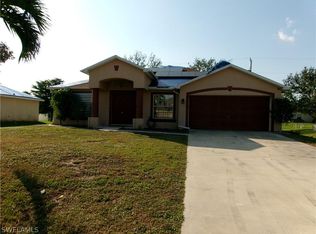 2816 NE 2nd Ave, Cape Coral, FL 33909