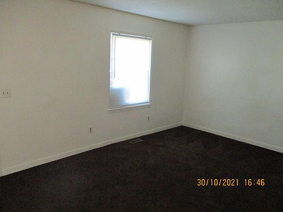 5th image of 3007 Kentwood St #A