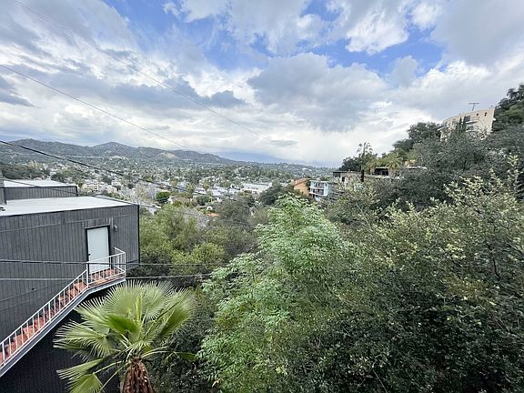 View from rear balcony overlooks Eagle Rock valley below