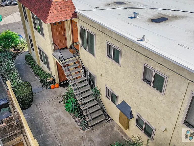 4345 Rialto St — Photo 19