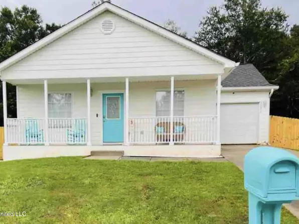 11611 Acorn Dr, Gulfport, MS 39503