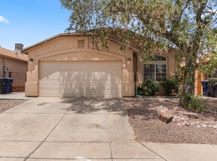 6139 Full Moon Ave NW, Albuquerque, NM 87114