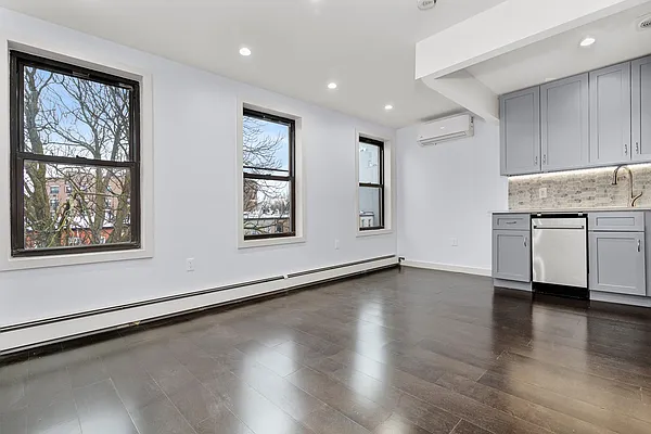 Rented by Compass | media 6