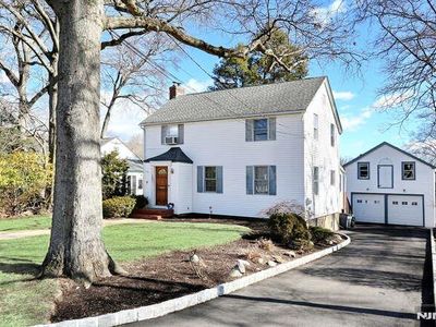 195 4th Ave, Westwood, NJ, 07675