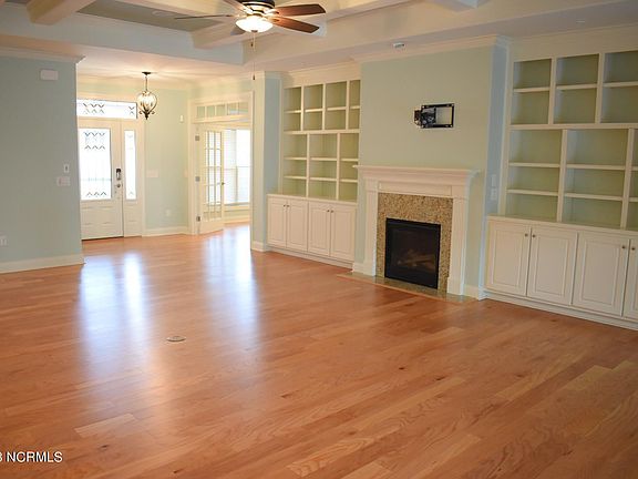 3rd image of 1236 Lillibridge Dr