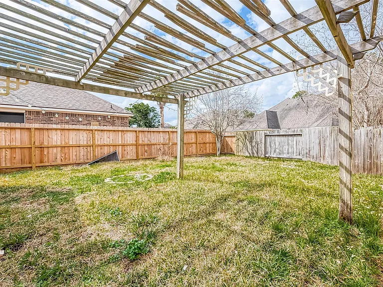 2422 Leanett Way — Photo 46