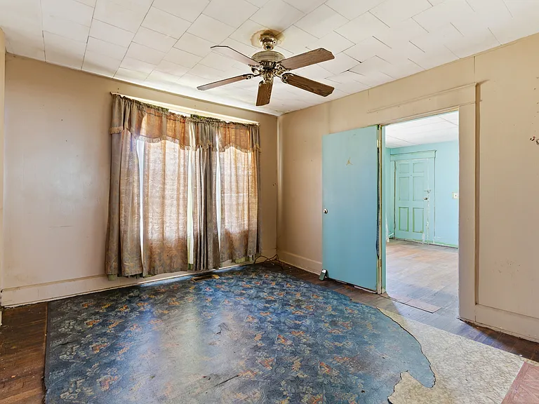 3332 Walnut Ave SW — Photo 5
