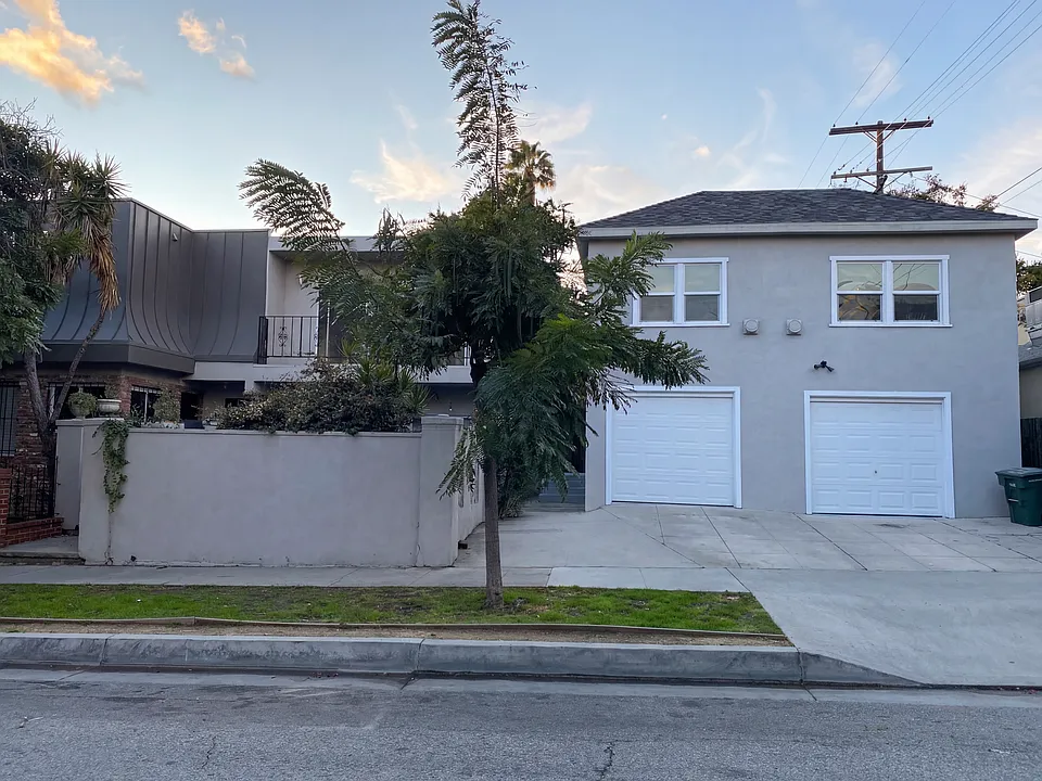 1259 N Curson Ave