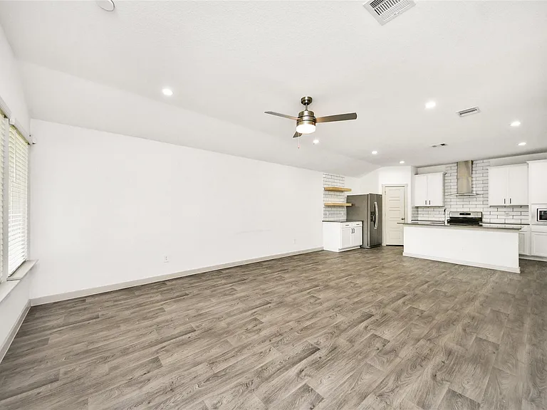 12918 Wempe Way — Photo 22