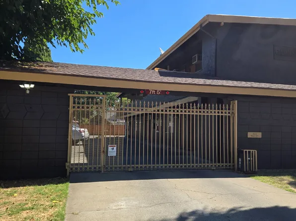 423 W 21st St #9, Merced, CA 95340