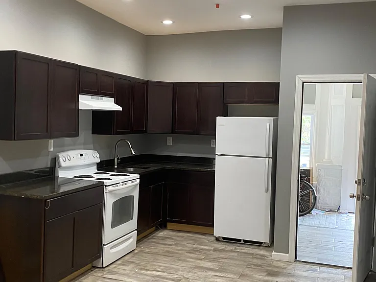 5113 Chester Ave #1 — Photo 7