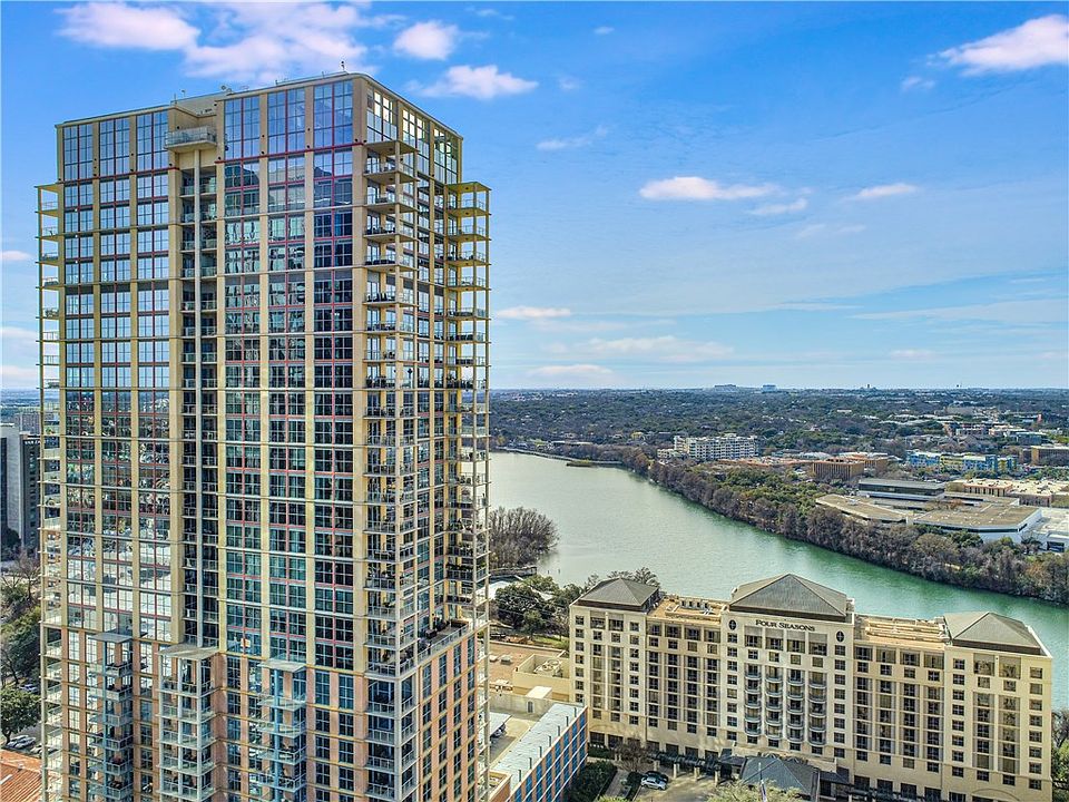 2nd image of 98 San Jacinto Blvd #604