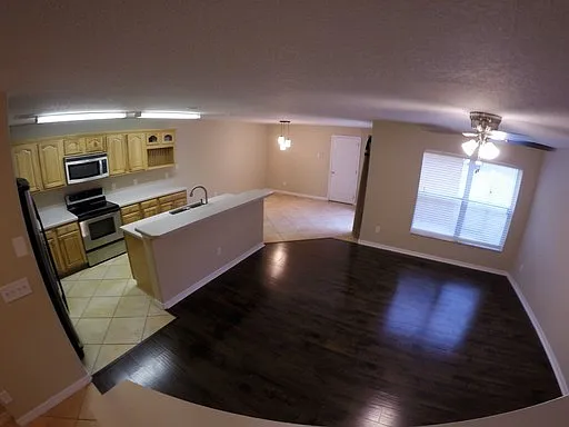 13005 Auburn Cove Ln — Photo 5