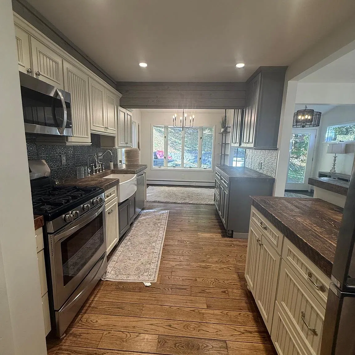 4 bed, 2.0 bath, 1892 sqft, $4,500 — Photo 3