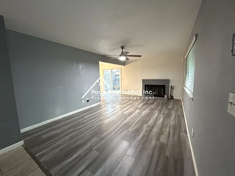 5814 Shadow Creek Dr #1 — Photo 3