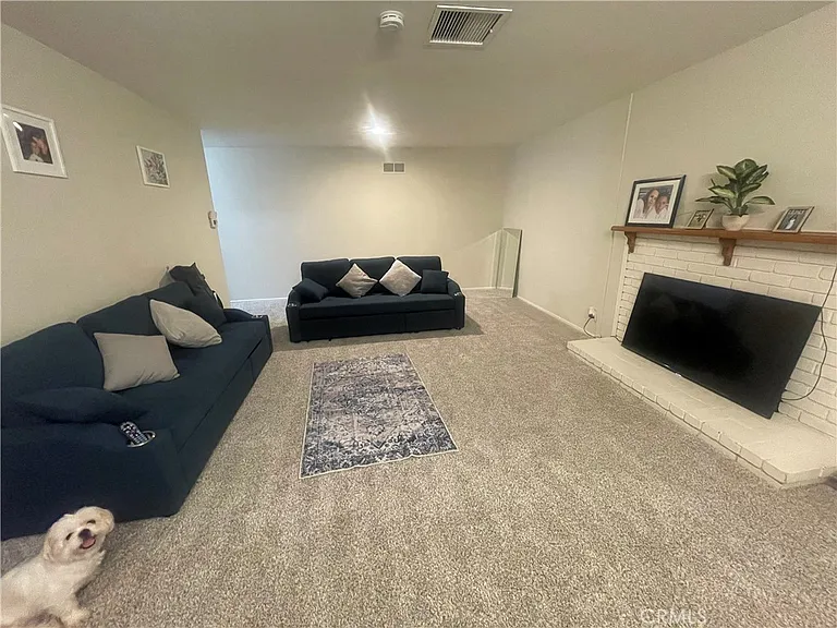 44446 Loneoak Ave #44446 — Photo 7