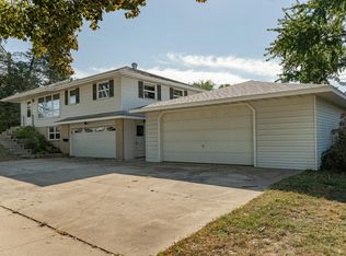 1114 Elton Hills Dr NW, Rochester, MN 55901