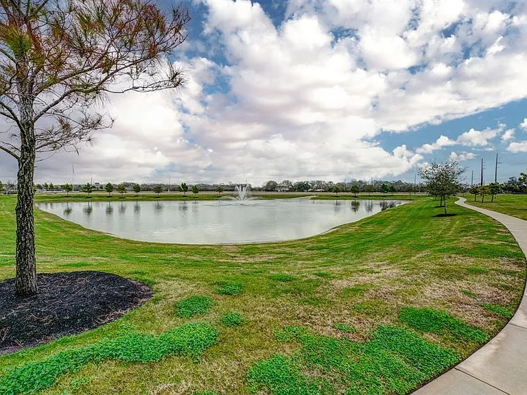 2623 Finley Ln — Photo 47