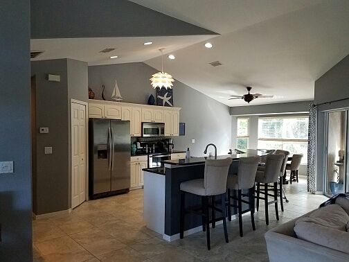 4th image of 3403 SW 27th Pl