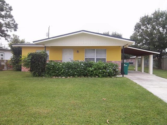 1st image of 2461 Pawnee Dr