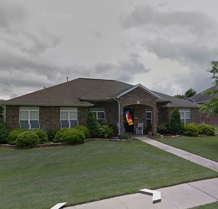 1st image of 412 NW Palomino St