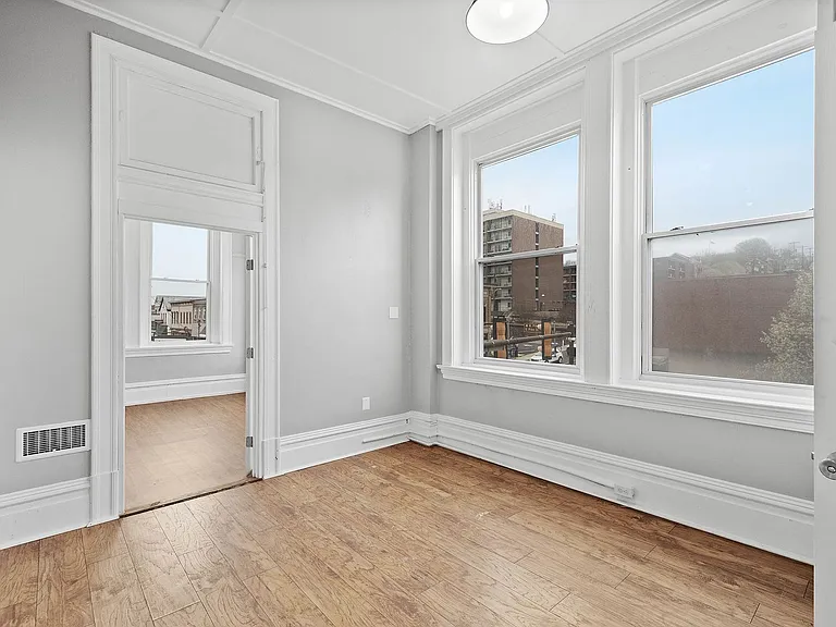Morgan Building — Photo 58