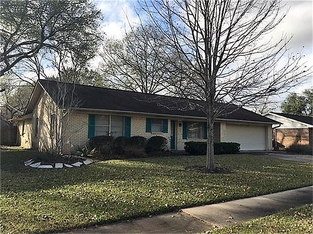 1st image of 2907 Myatt Ln