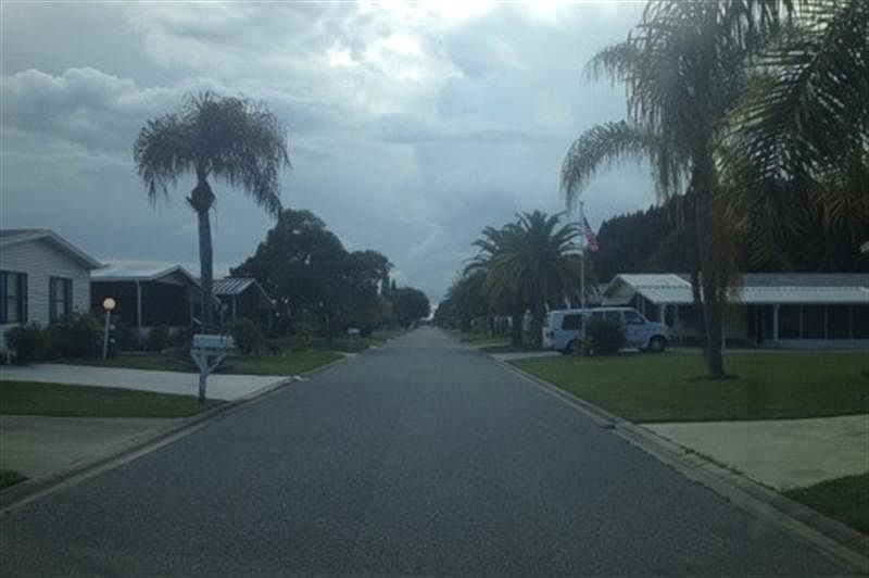 2nd image of 490 Papaya Cir