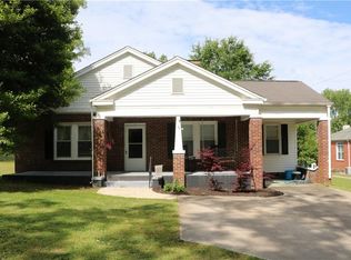 206 S Main St, Honea Path, SC 29654