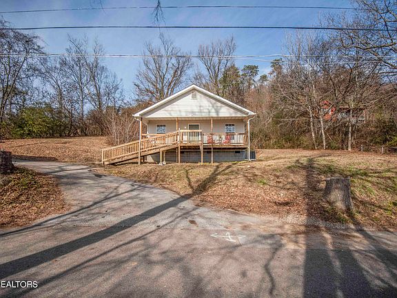 2nd image of 143 Hiawassee Ave