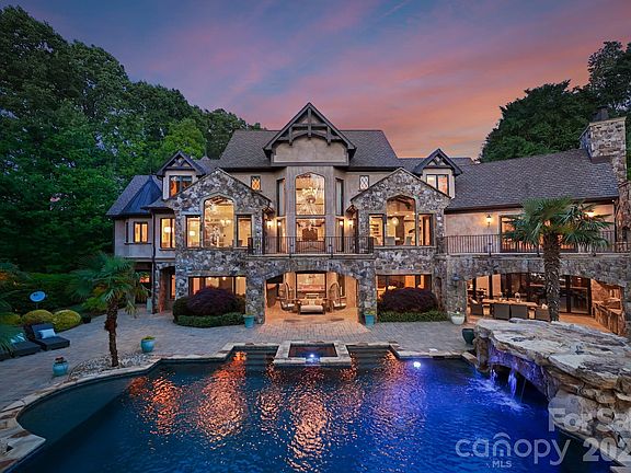 4th image of 172 Tennessee Cir