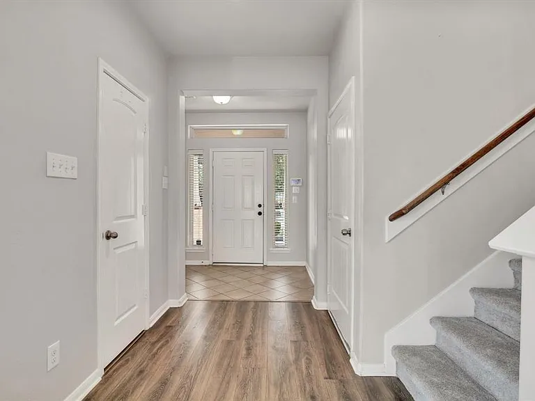 8110 Heartbrook Field Ln — Photo 3