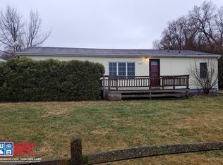 1001 Upton St, Palmer, NE 68864