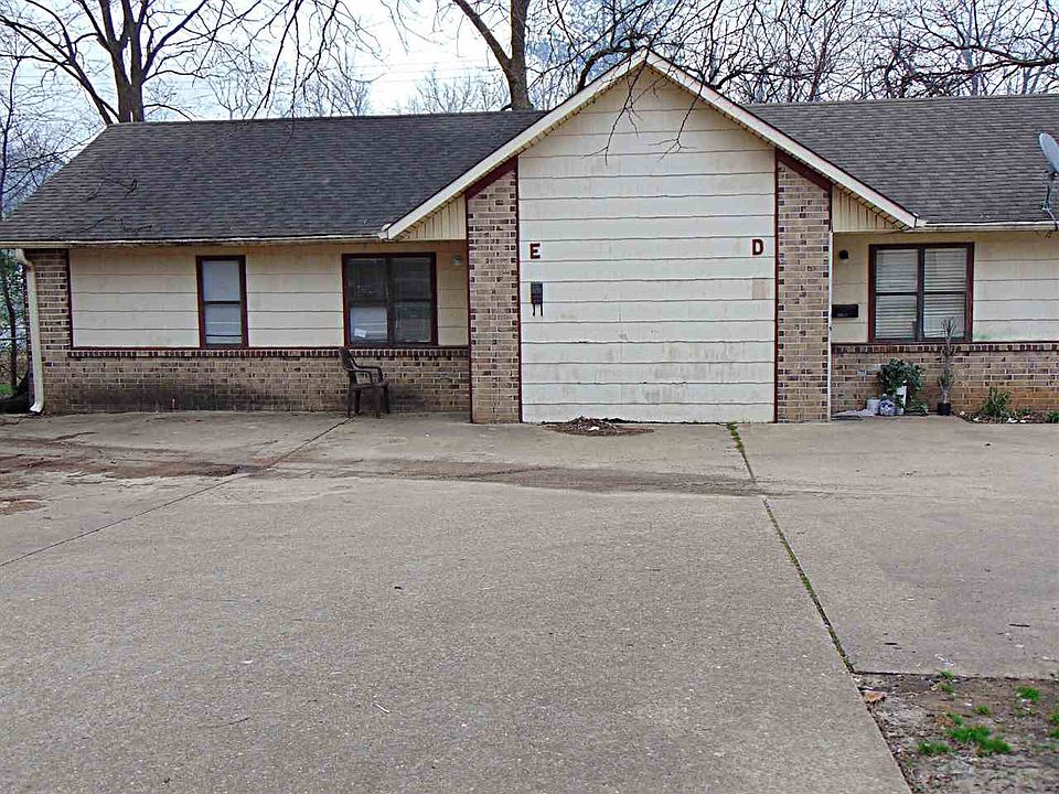 1st image of 908 Warner Ave