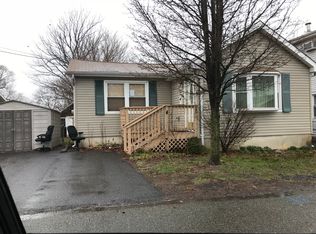 52 Shadyside Ave, Laurence Harbor, NJ 08879