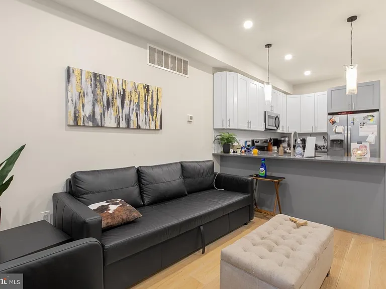 1702 Point Breeze Ave #A — Photo 2